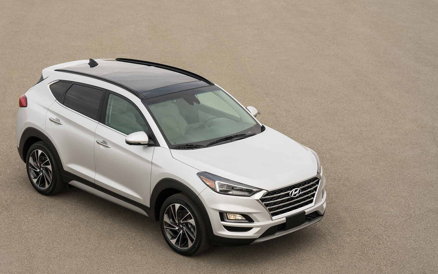  Foto zu Comparison - Hyundai Tucson SEL 2019 - vs - Volkswagen Atlas R-line 